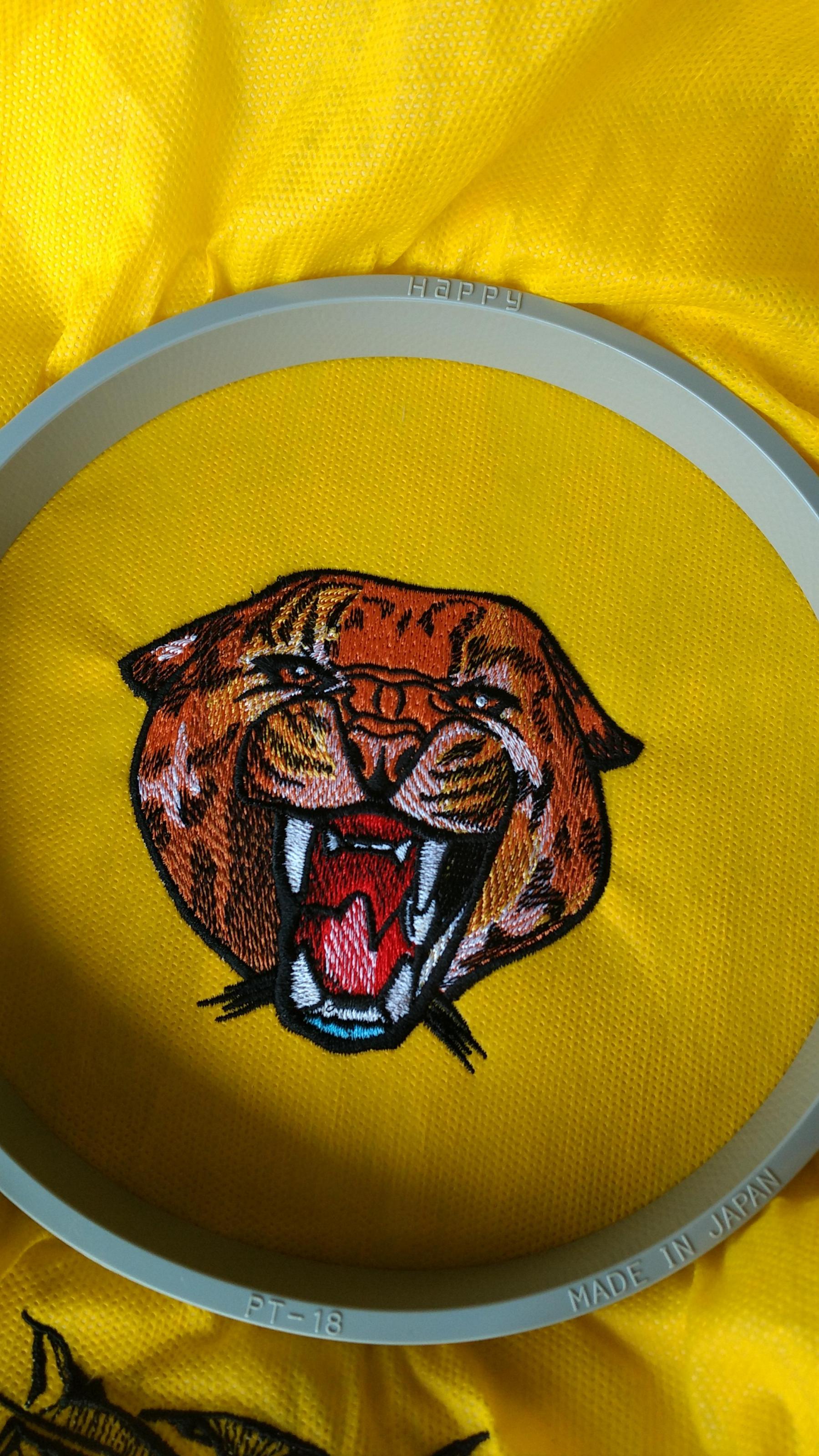 Wild cheetah embroidery design on the hoop