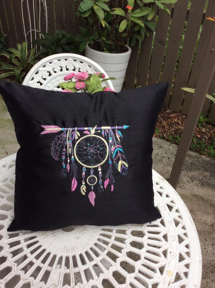Embroidered cushion wint Indian dreamcatcher design