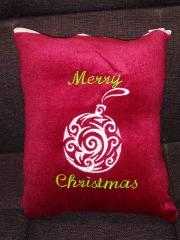 Embroidered cushion with Christmas ball free design