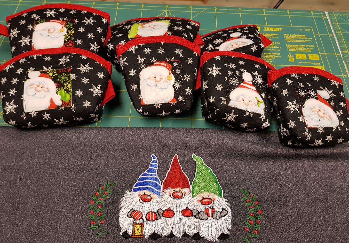 Christmas dwarves in caps embroidery design