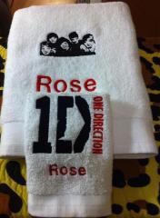 Embroidered towel with One Direction logo