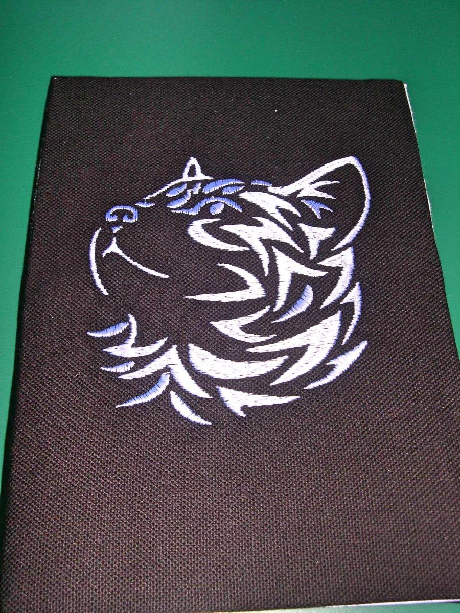 Cat's portrait embroidery design
