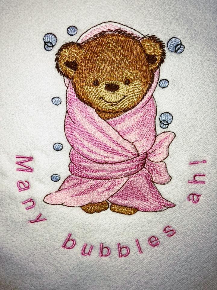 Bear in bath towel embroidery desig
