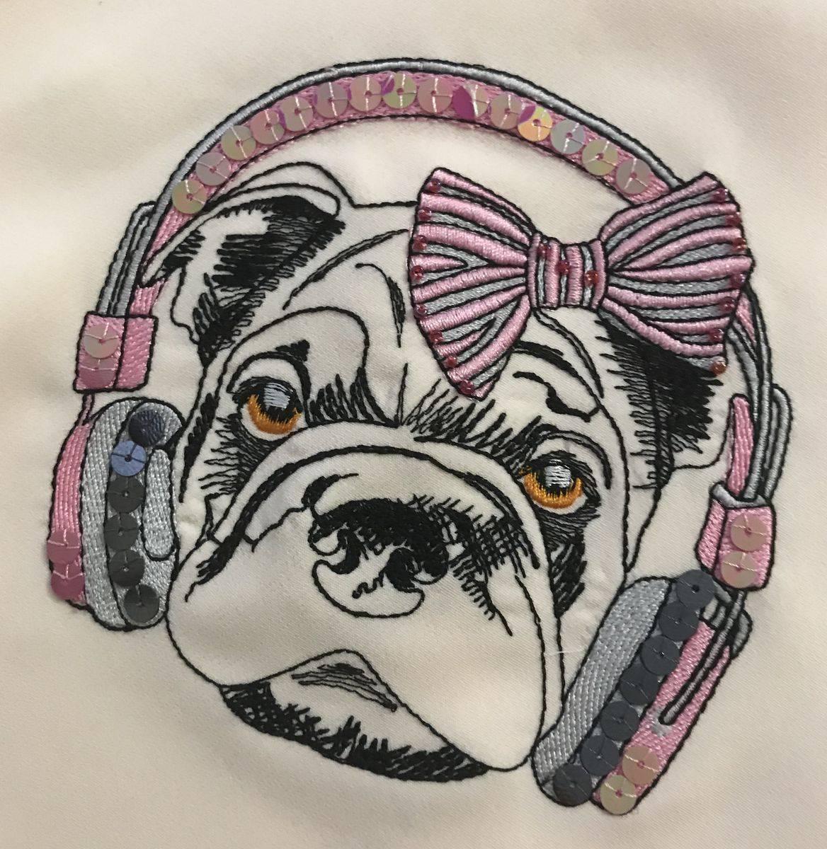Dog with headphones embroidery design