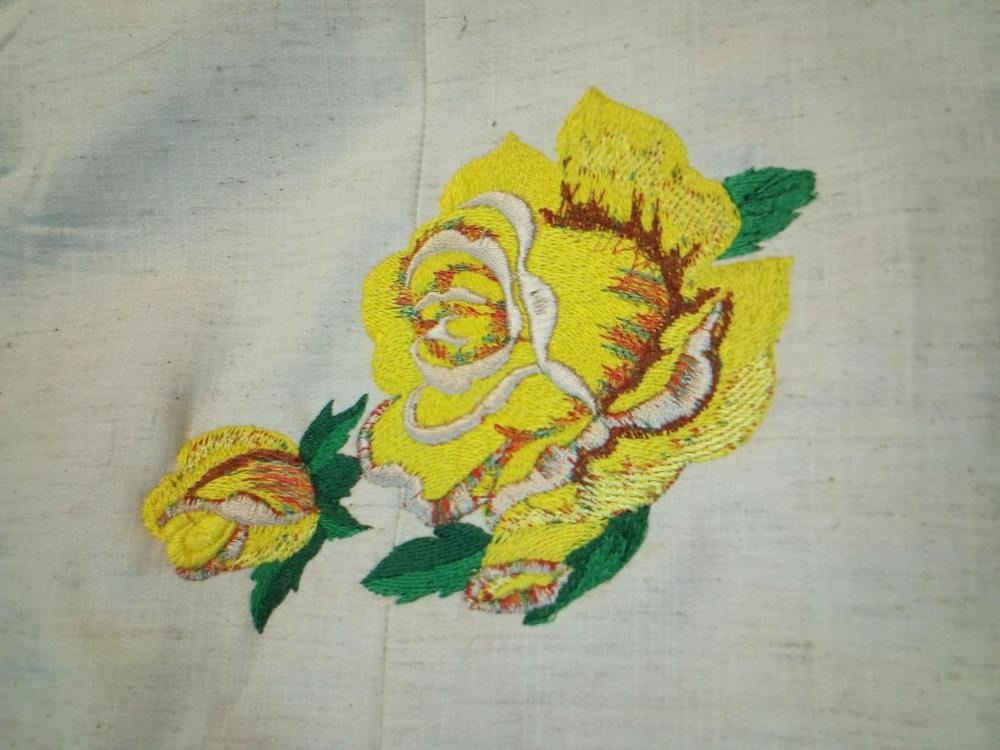 Yellow rose free embroidery design