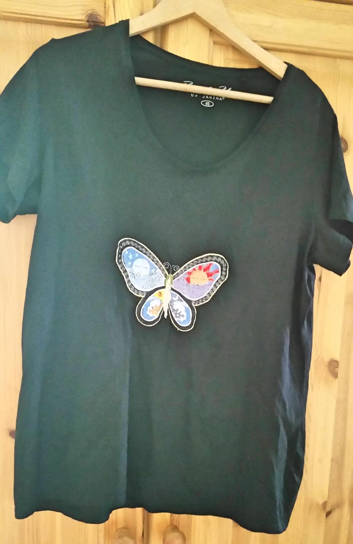 Embroidered t-shirt with fantastic butterfly free design