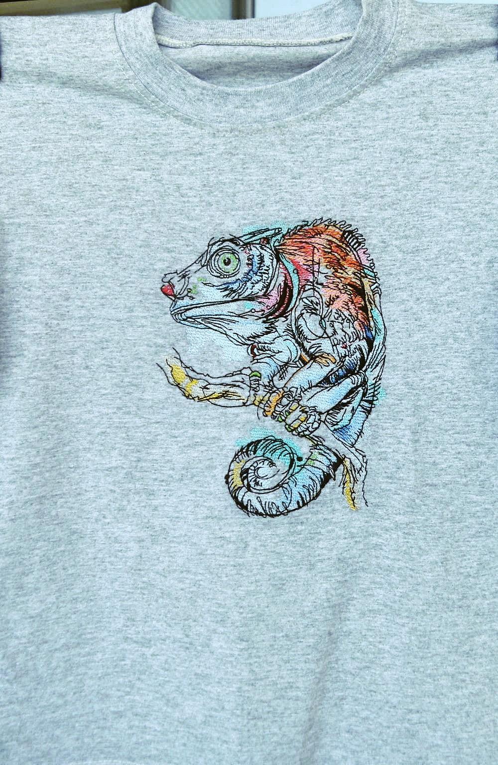Summer shirt with Lizard on tree embroidery design