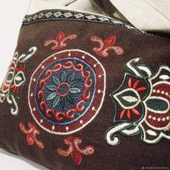 Exquisite Embroidered Bag with Floral Ornament Design