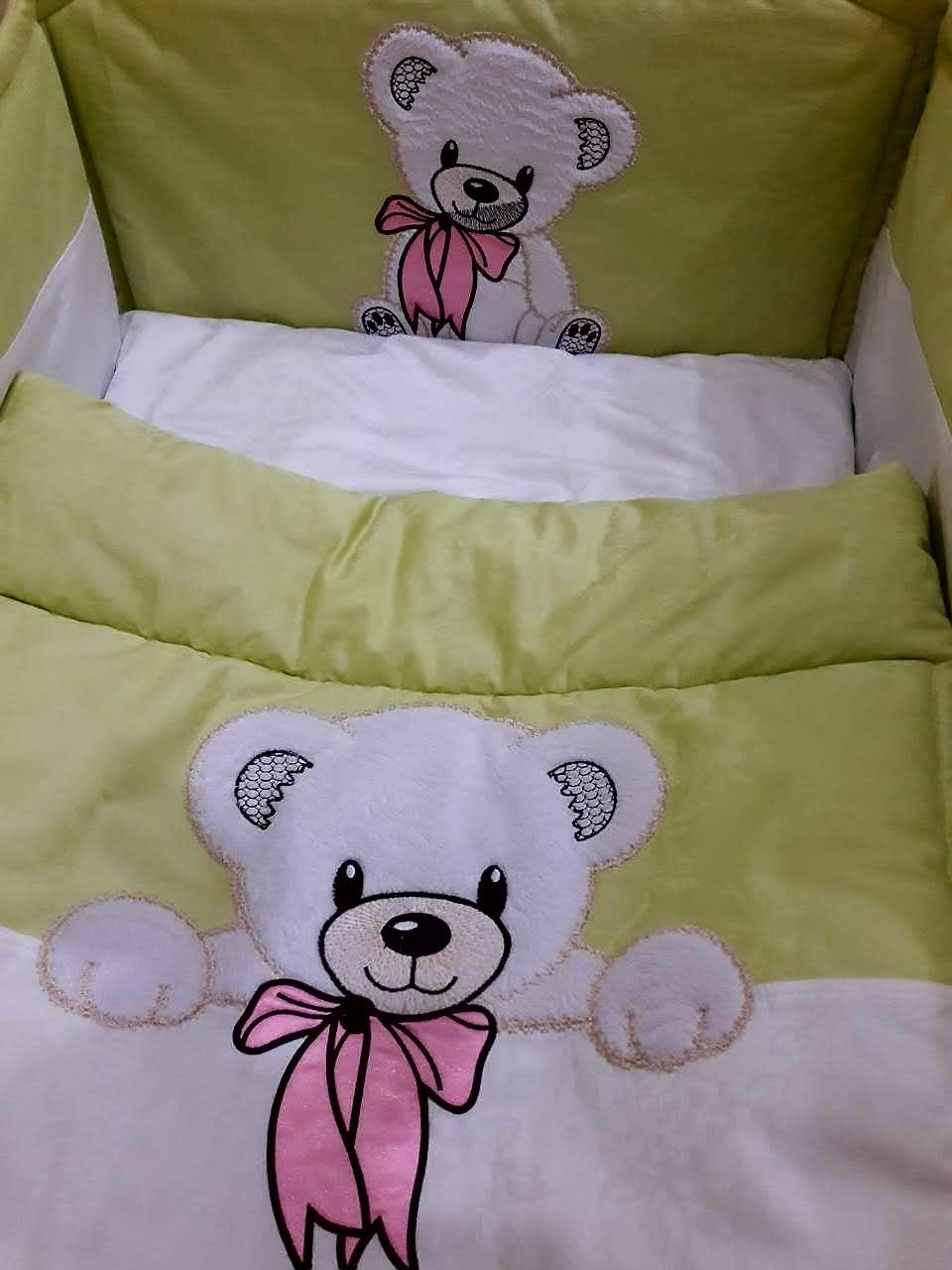 Bed linen with little bear free applique machine embroidery design