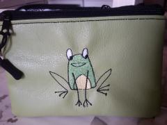 Adorable Handbag with funny frog free embroidery design