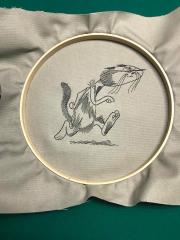 In round hoop Running cat free embroidery design