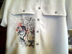 Embroidered blouse with modern art tiger design
