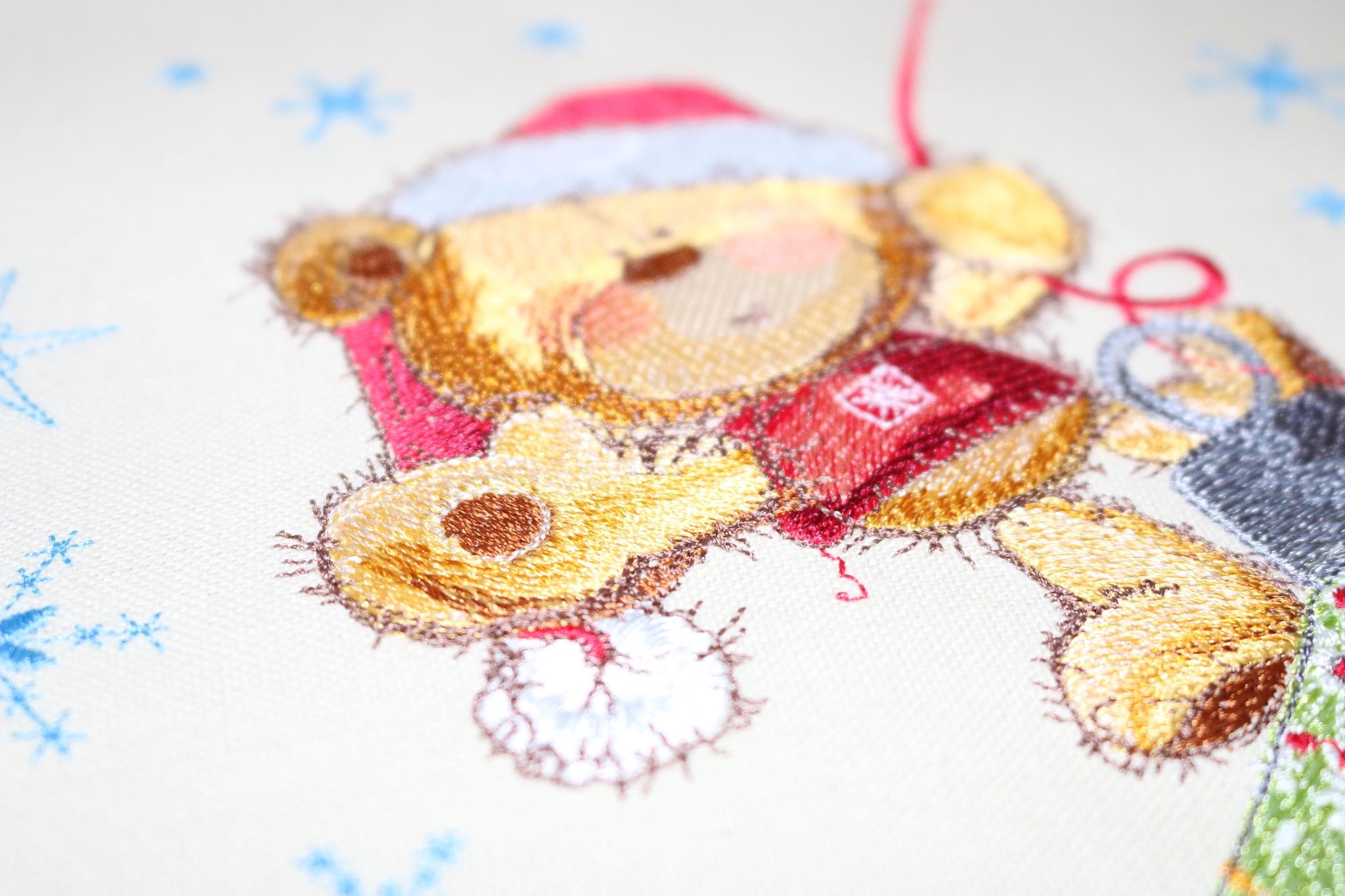 Work on Teddy bear on Christmas ball design