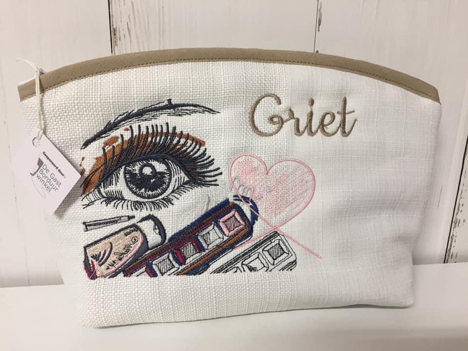 Embrace Chic Fashion with Embroidered Makeup Handbags - Discover How!