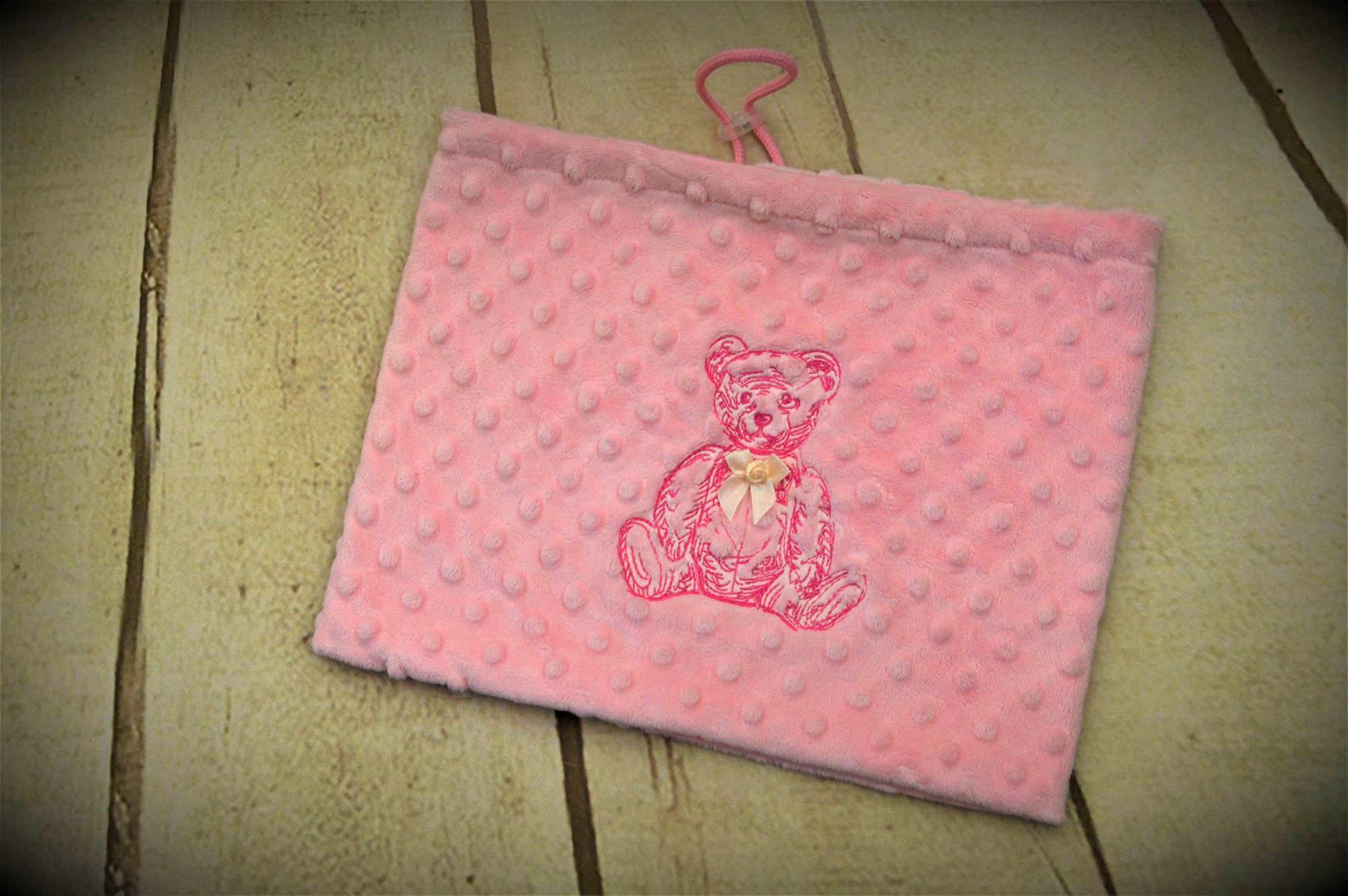 Embroidered handbag with Old Teddy design