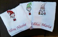 Сhristmas machine embroidery designs on towels