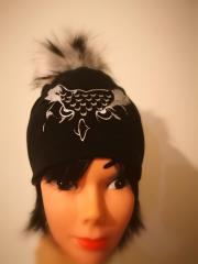 Embroidered cap with Owl free design