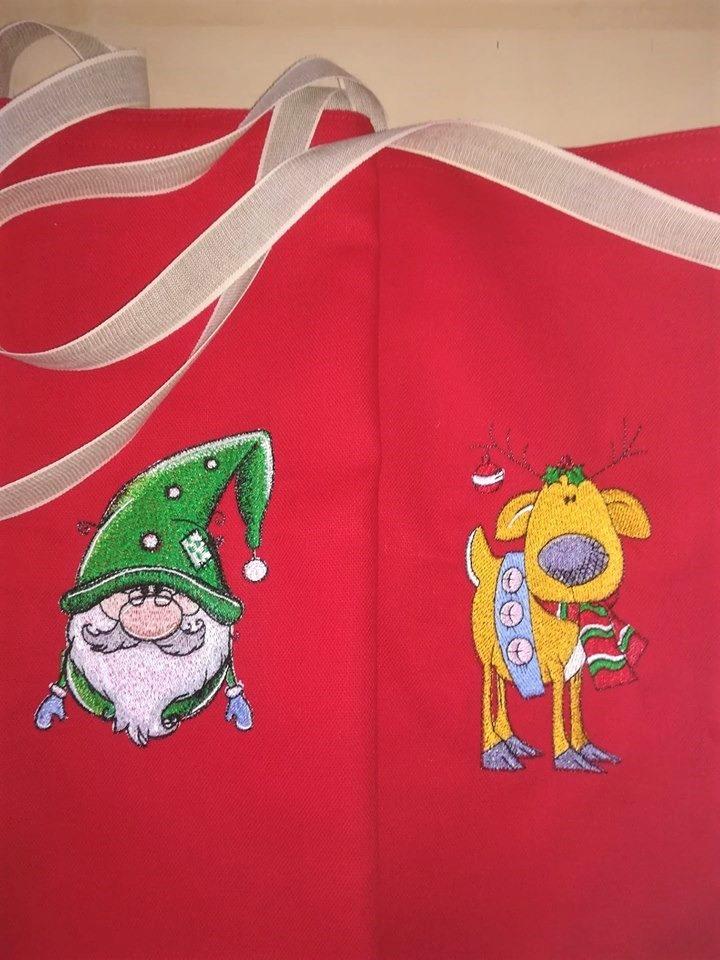 Embroidered bag with Christmas designs