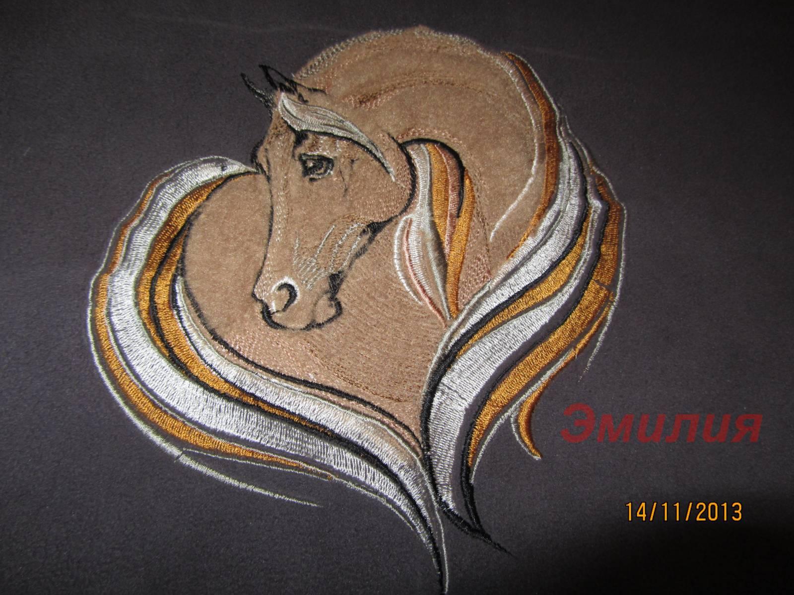 Cute horse machine embroidery design
