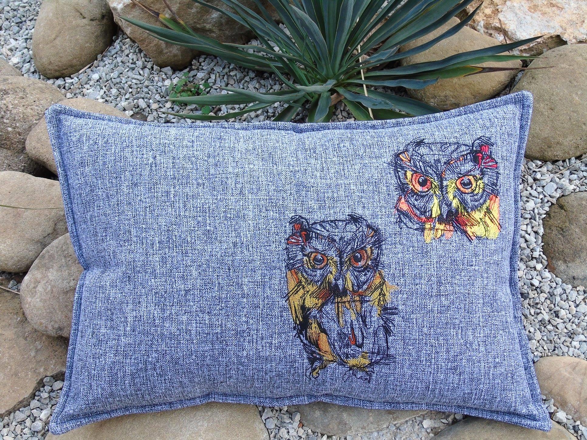 Embroidered cushion with Owls designs