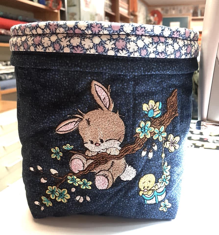 Embroidered basket with Bunny on branch design