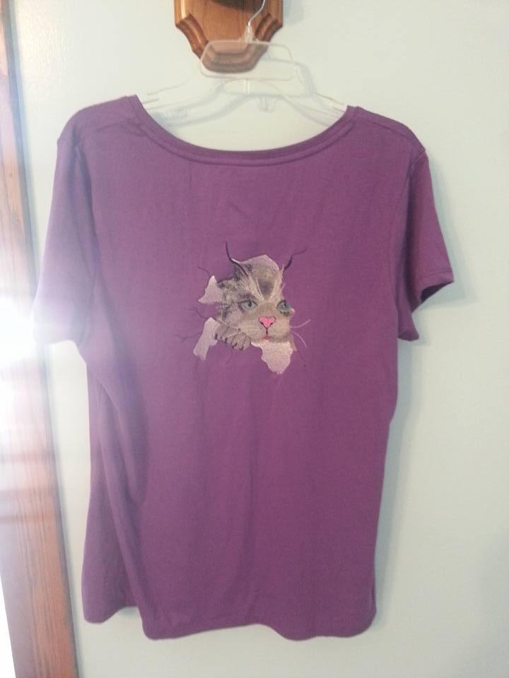 Embroidered shirt with free kitty design