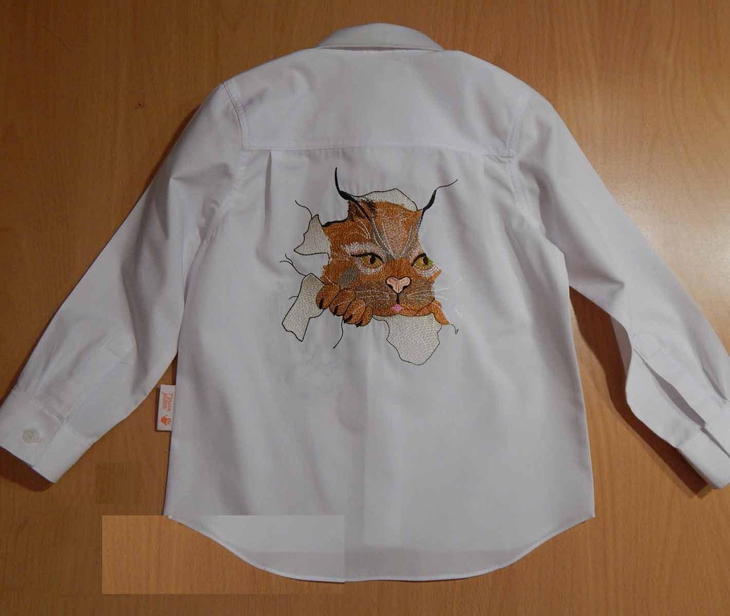Shirt with Angry Cat free embroidery design
