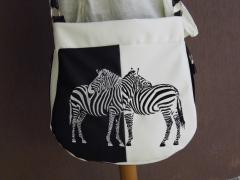 Embroidered bag with zebra free design