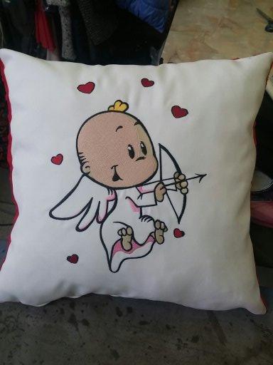 Embroidered cushion with Little angel design