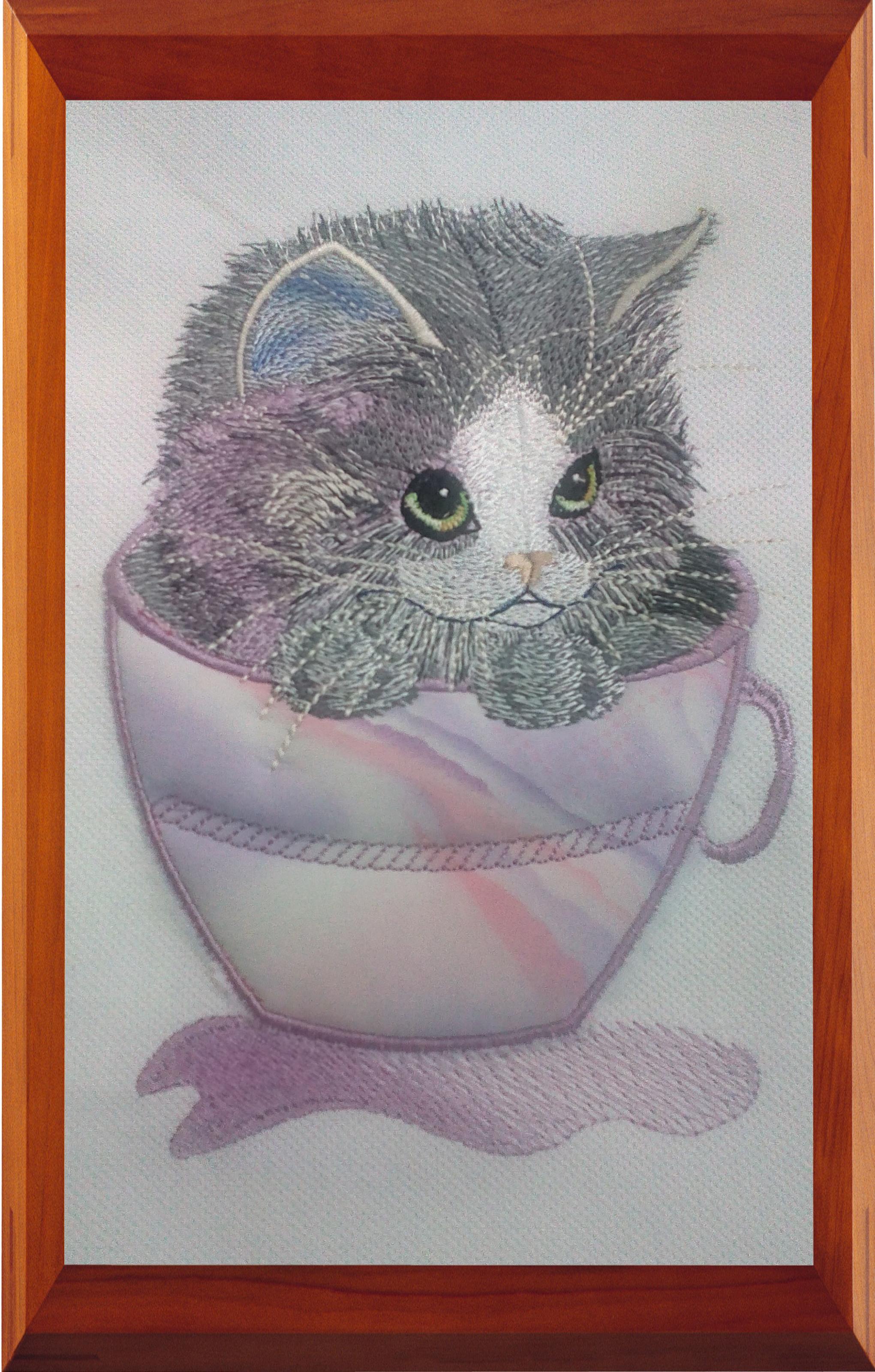 Cat in cup free embroidery design