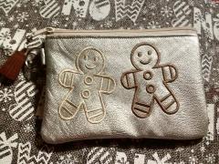 Embroidered handbag with Gingerbread free design