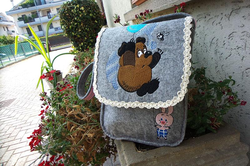 More information about "Felt bag decorated with machine embroidery"