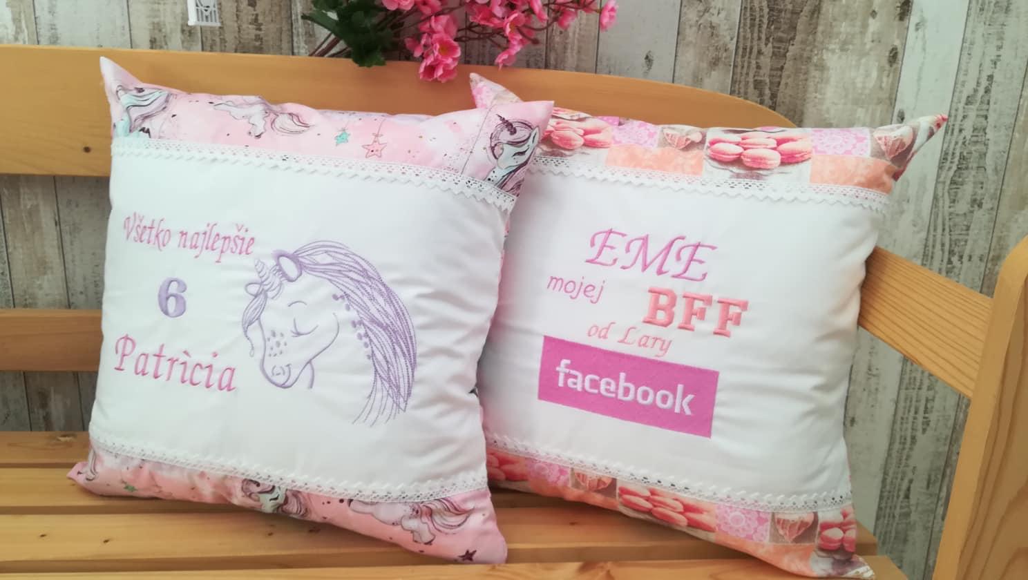 Embroidered cushion with Unicorn design