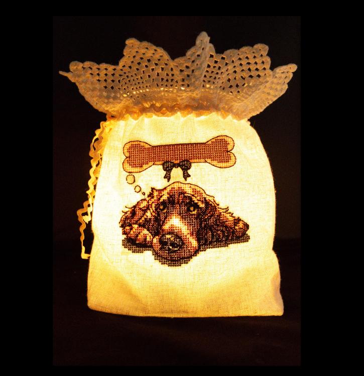Embroidered bag with Dog design