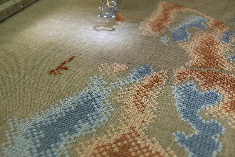 Cross stitch embroidery with alignment