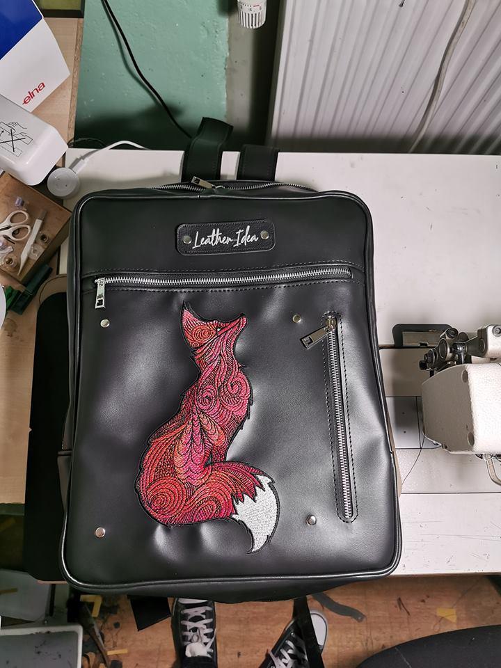 Embroidered backpack with Mosaic fox design