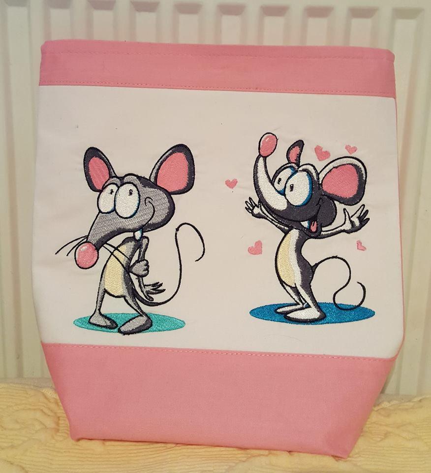 Embroidered cosmetics bag with Mice design