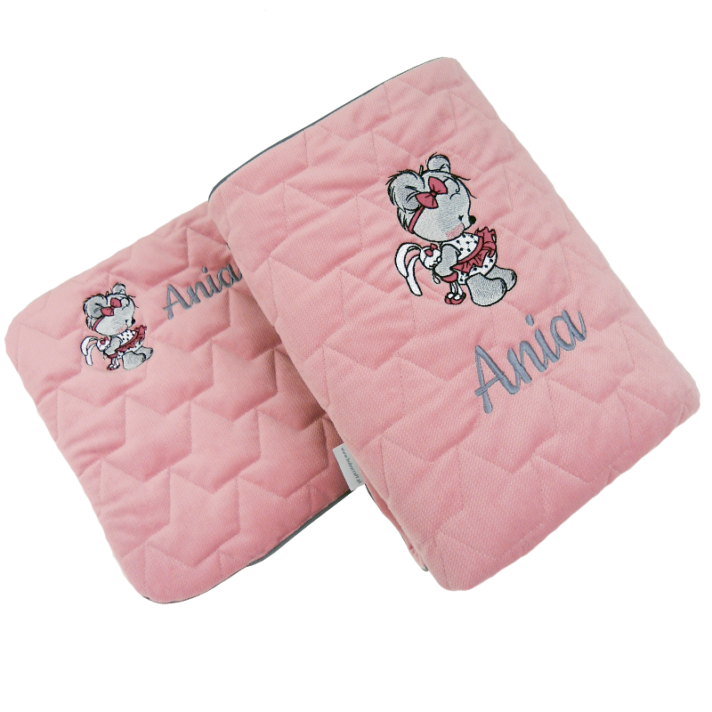 Embroidered pillowcase and blanket with Teddy bear girl design