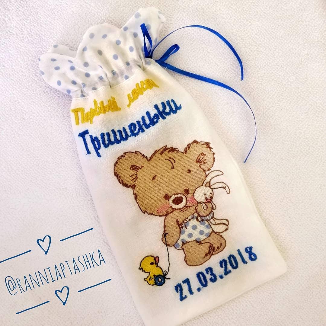 Embroidered textile bag with Cute bear design