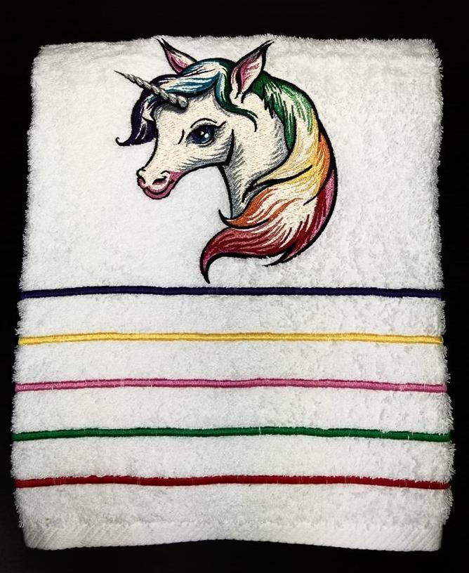 Embroidered towel with Unicorn design