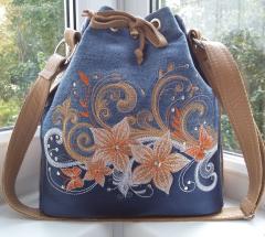 Elegant Embroidered Bag with Flowers Design – A Timeless Accessory