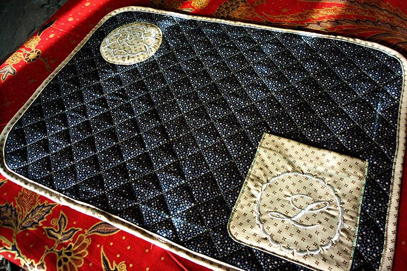 Placemats with machine embroidery Machine embroidery materials and