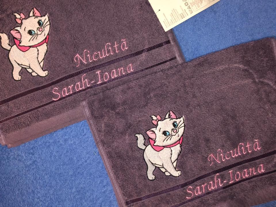 Set of towels with Aristocat design