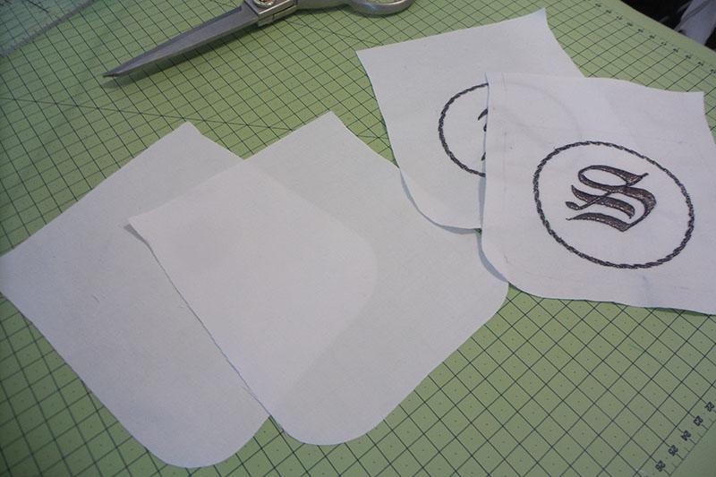 Removing the stabilizer Parts of the future placemat with embroidery