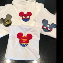 Embroidered set with Mickey designs
