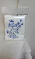 Embroidered towel with Little elephant design