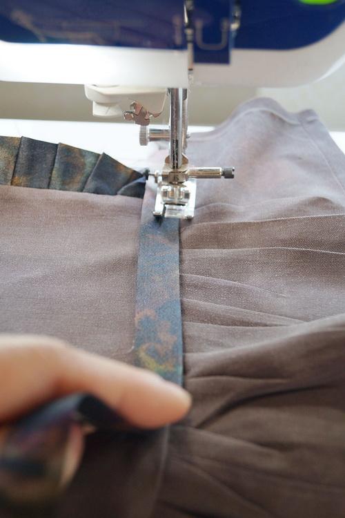 Hiding the seam under a satin ribbon Covering seam with flat satin ribbon