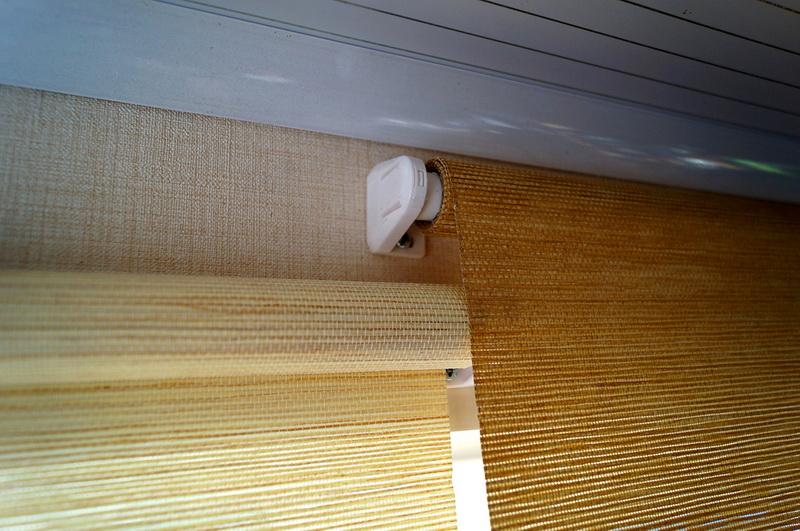 Roller shade hung up Roller shade holder and fittings