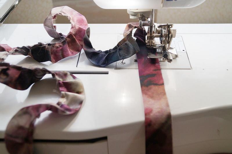 A ruffled colored ribbon Colored pleated ribbon