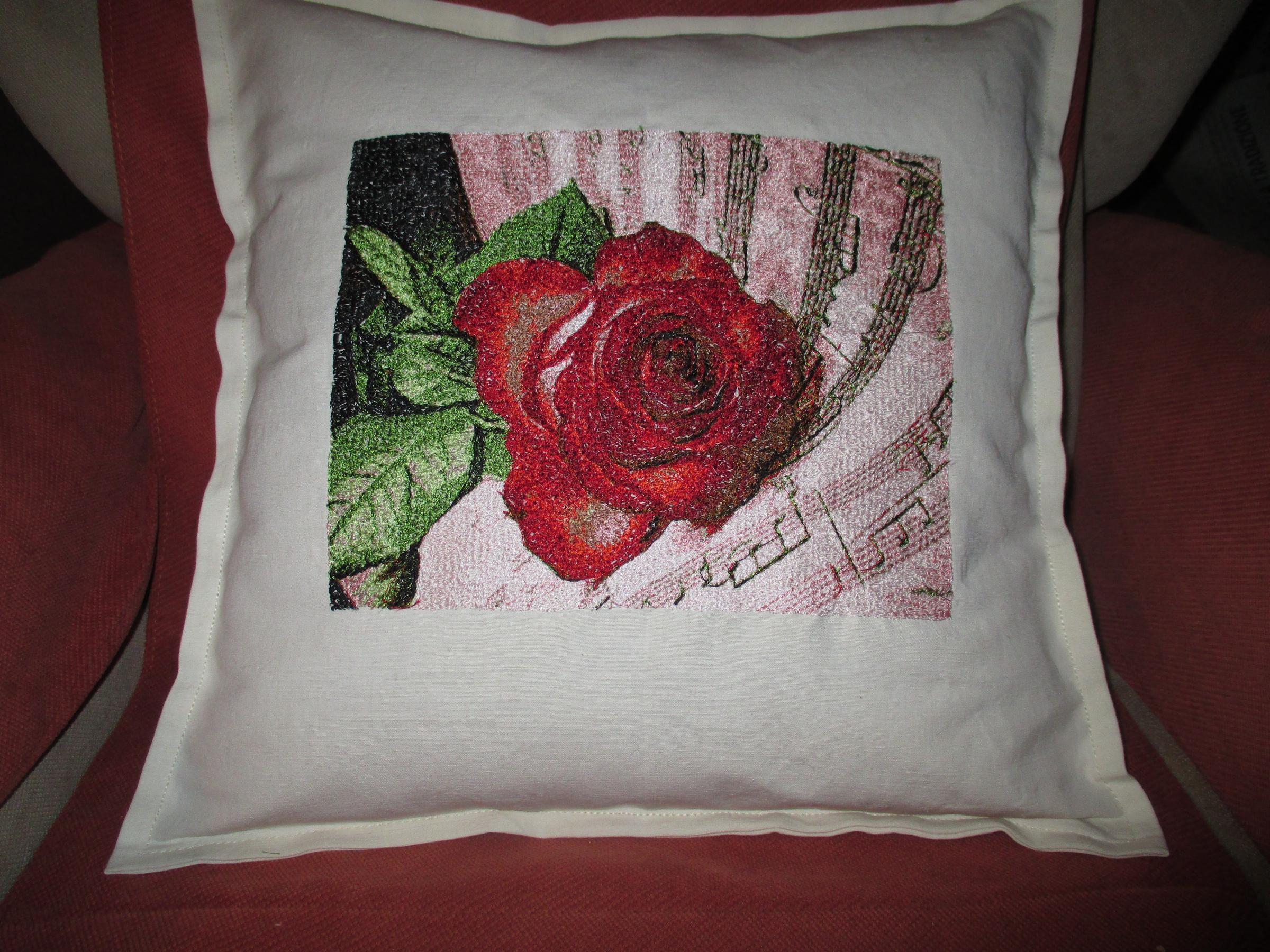 Pillow music rose free embroidery design